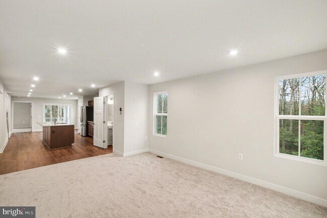 Photo - 8901 Blackthorne Pl