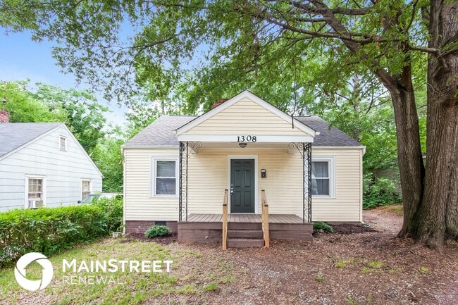 Photo - 1308 Camp Greene St