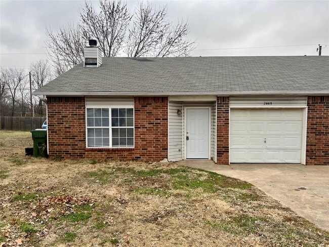 Photo - 2443 W Magnolia St Townhome