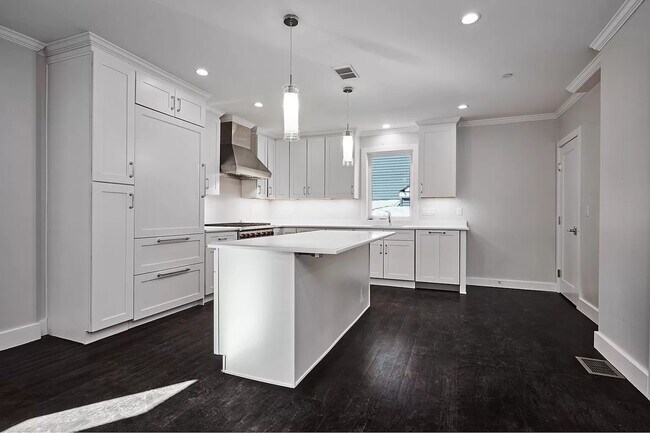 Photo - 57 Hurley St Unit 1