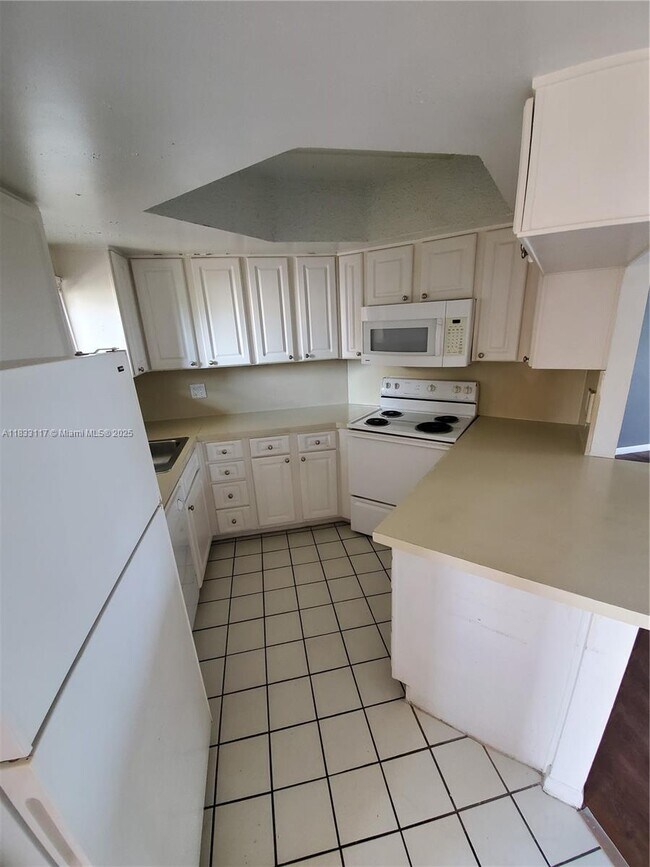 Photo - 8353 Lake Dr Apartment Unit 506