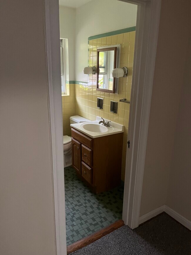 10835 S Western Ave Unidad 1 bed