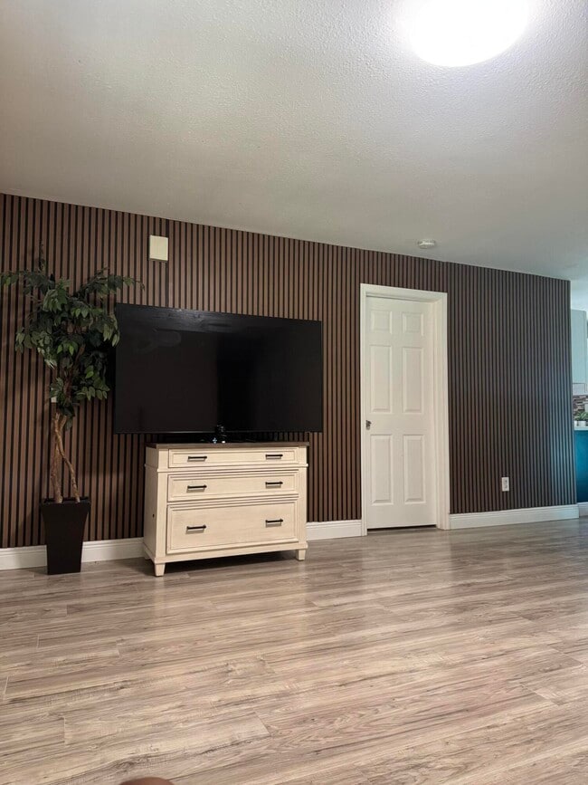 Photo - 1604 SE Apache Ave Casa