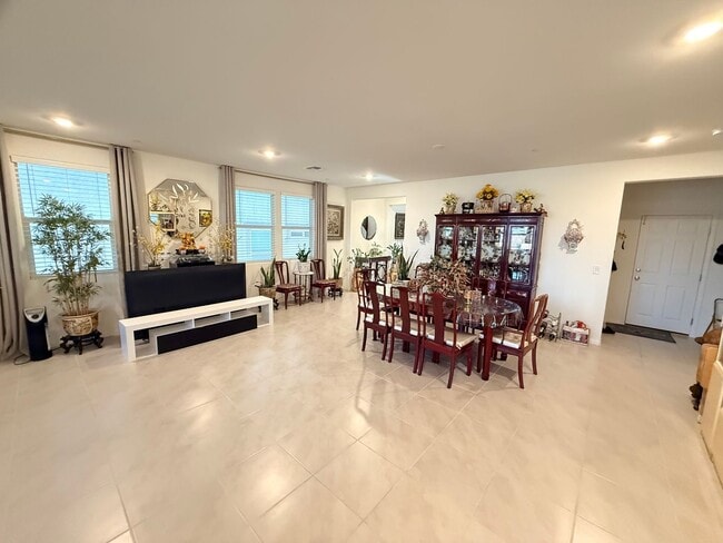 Photo - Gated NW community 5Bed