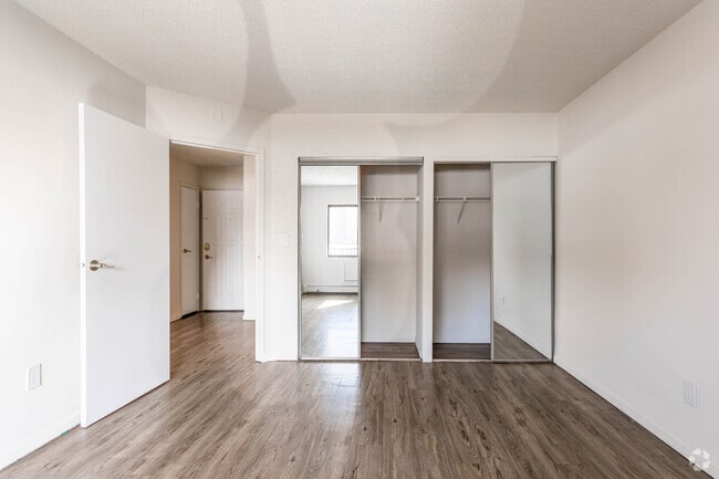 1BR, 1BA - 590SF - Bedroom