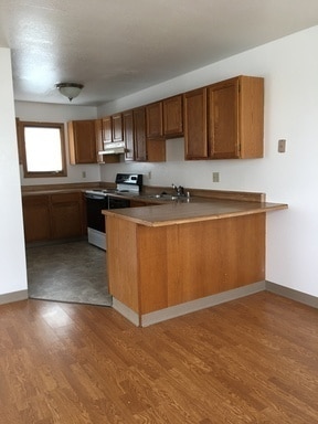 Photo - South Anchorage Beautiful 3 bed unit with washer/dryer in a 4-plex on quite cul de sac
