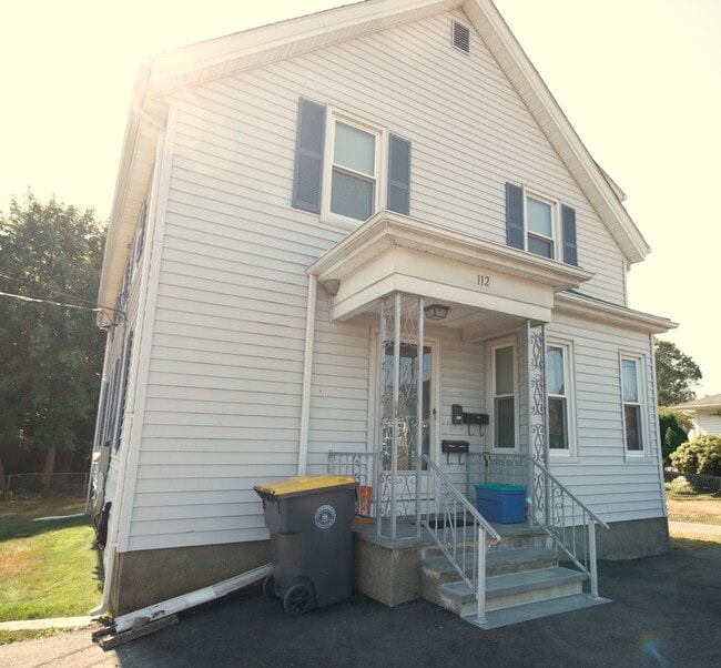 Photo - 112 Prospect St Apartments Unit #2