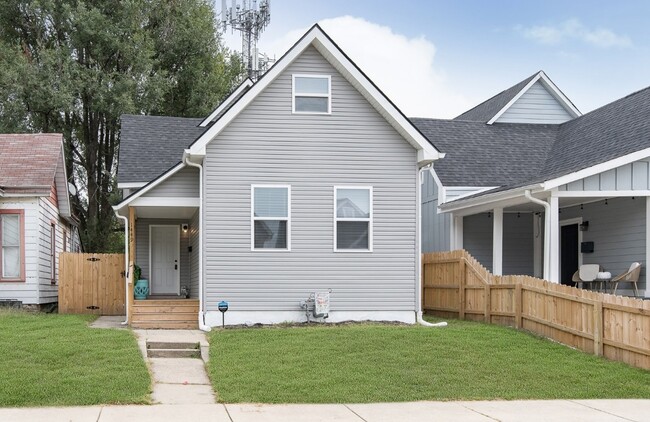 Front of house - 1449 S Talbott St House