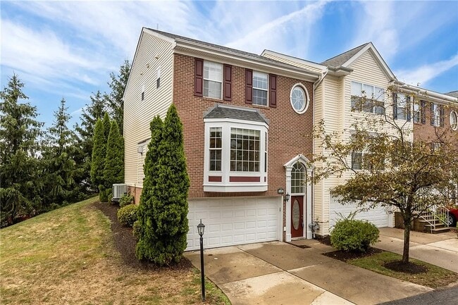 Photo - 10528 Forest Hill Dr