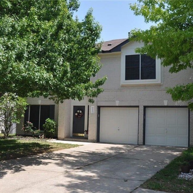 Photo - 1607 Jennifer Ct House