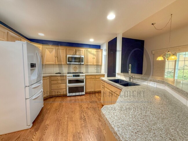 Photo - Spacious Eagle Ridge Home