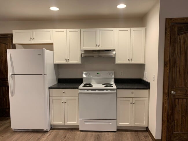 Photo - Titled Properties #3 Unit B