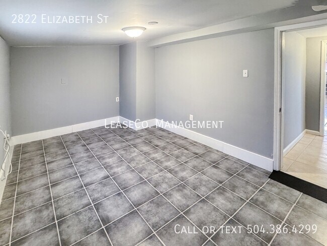 Photo - 2822 Elizabeth St