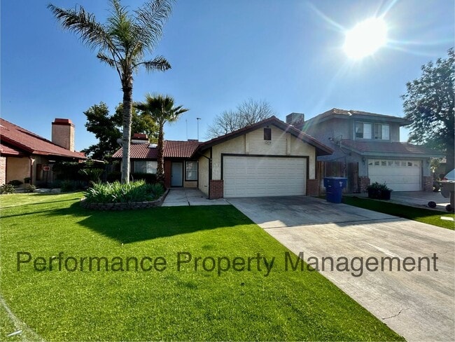 Building Photo - Cute 3 Bed/2 Bath SW Bakersfield Home w RB...