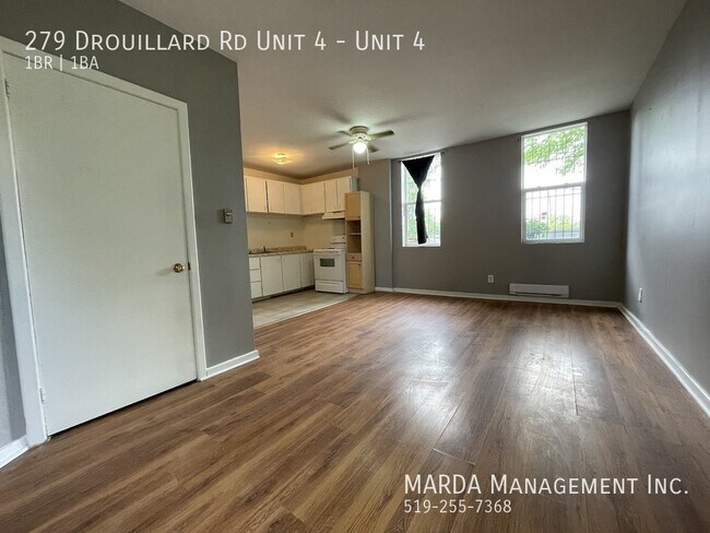 Photo - SPACIOUS 1 BED/1 BATH UNIT IN SECURE WALKERVILLE  BUILDING + HYDRO Unit 4