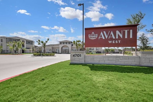 Photo - Avanti West