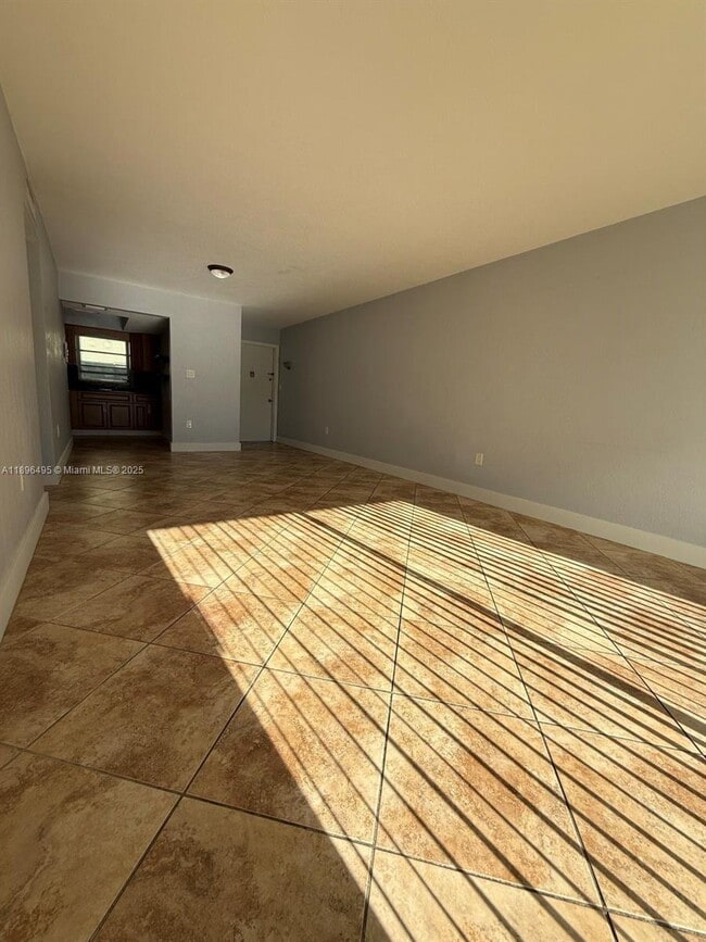 Photo - 7600 SW 82nd St Unit J114