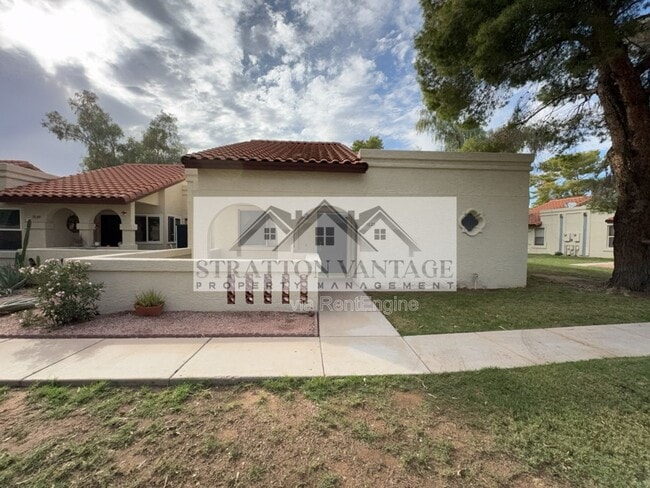 Building Photo - 5136 E Evergreen St Unit 1029