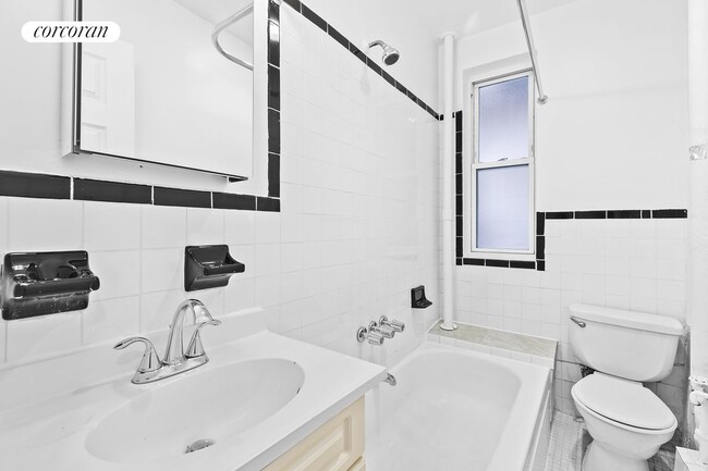Photo - 53 W 106th St Apartment