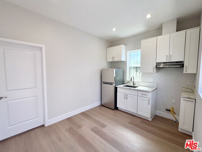 Photo - 446 W 88th St Unit 1/2