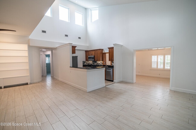 Photo - 311 3rd Ave