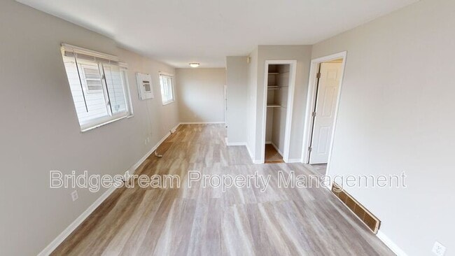 Photo - 2912 Hazel Ave