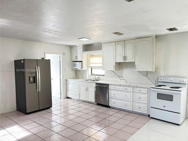 Photo - 9711 Caribbean Blvd