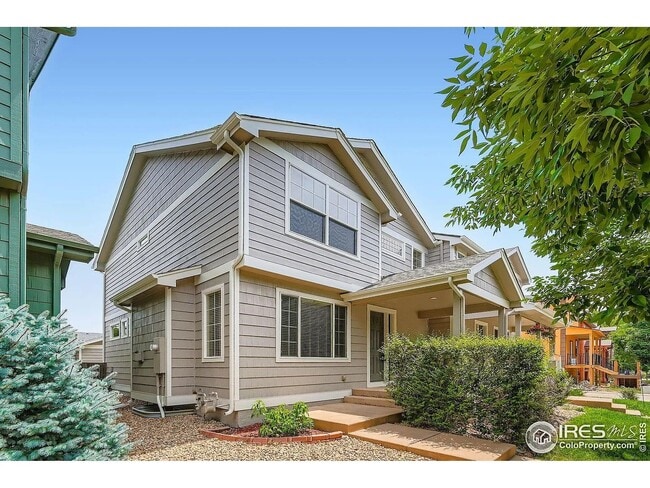 Photo - 300 Riverview Ct