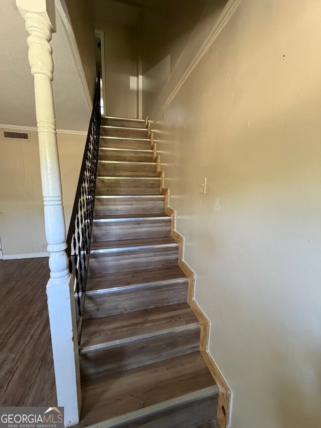 Photo - 1006 5th Ave