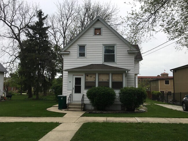 Photo - 114 N 4th St Unit A- Lower SE