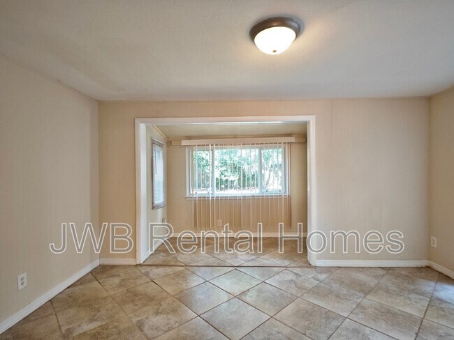 Photo - 2490 Woolery Dr