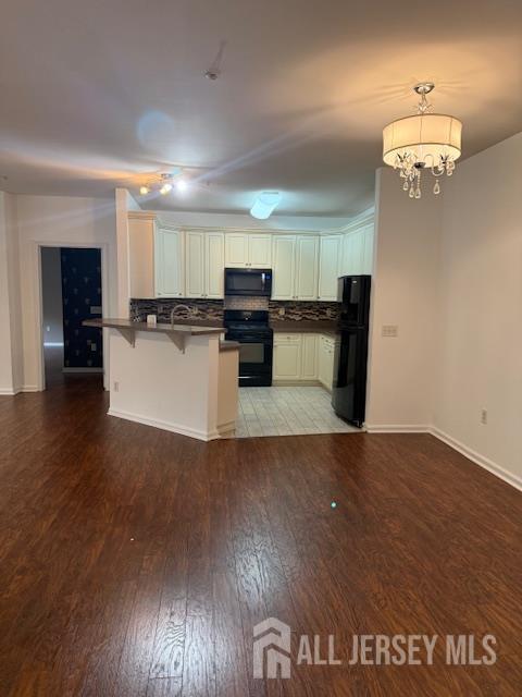 Photo - 414 Sloan Ct