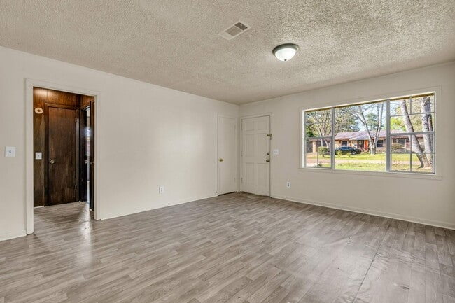 Photo - 118 Wyman Dr Unidad 118