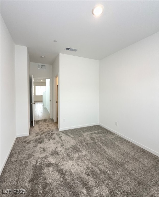 Photo - 530 Daphne Ter St