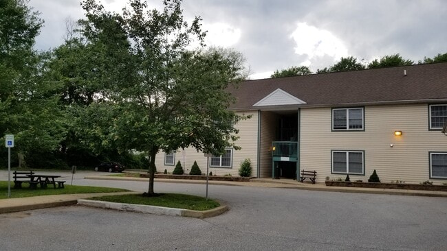 Building Photo - 507 Capitol Tr Unit 202