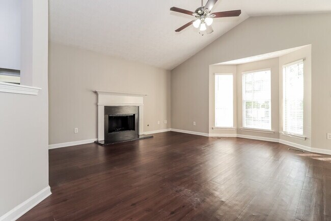 Photo - 215 Lafayette St