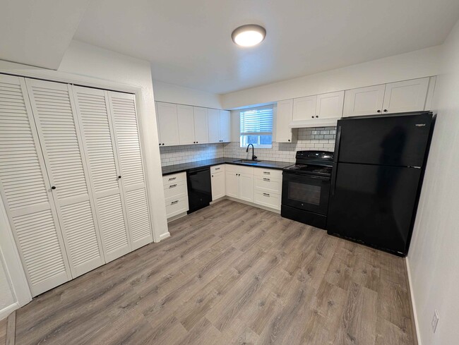 Photo - Park Creeke Apartments