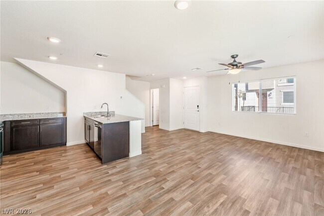 Photo - 2940 Beige Mist Ct