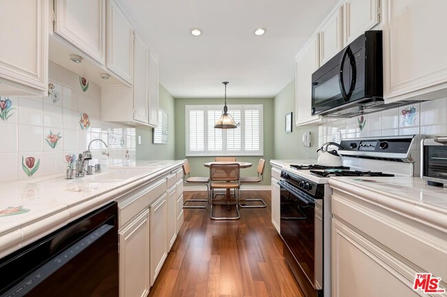 Photo - 17171 Palisades Cir