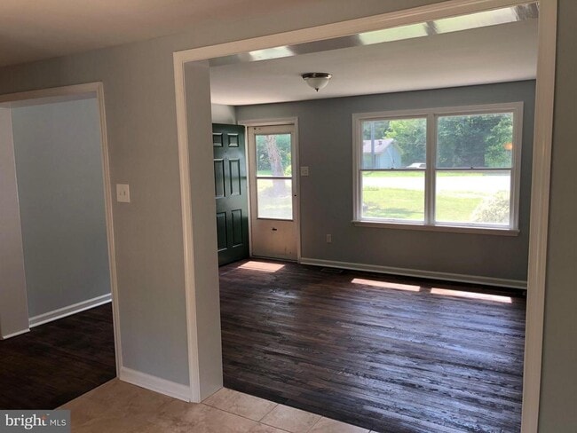 Photo - 204 Northview Dr