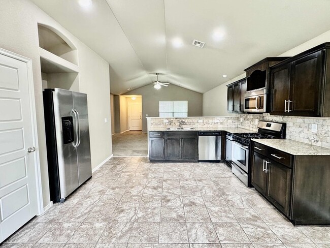 Photo - 16084 S 88th Pl E