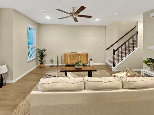 Photo - 11922 Amber Oak Wy