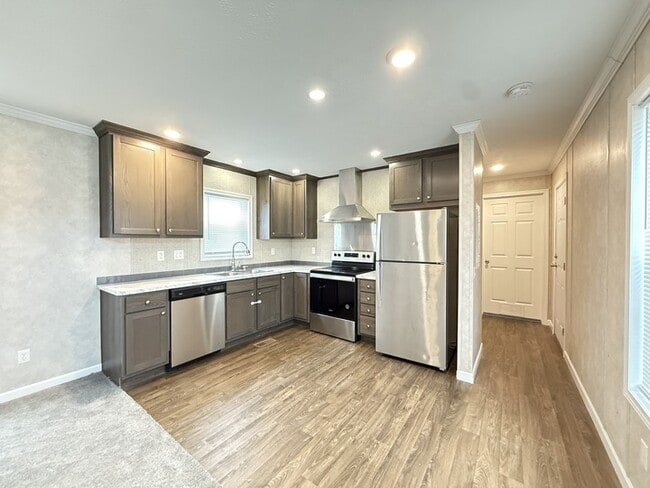 Photo - 10610 State Rte 762