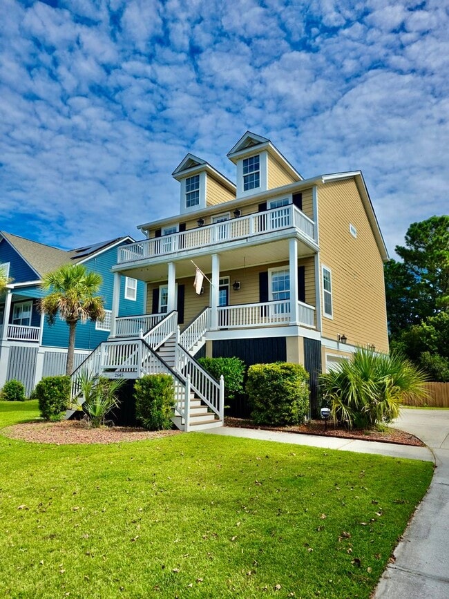 Photo - Elevated Four Bedroom in Rivertowne Countr...
