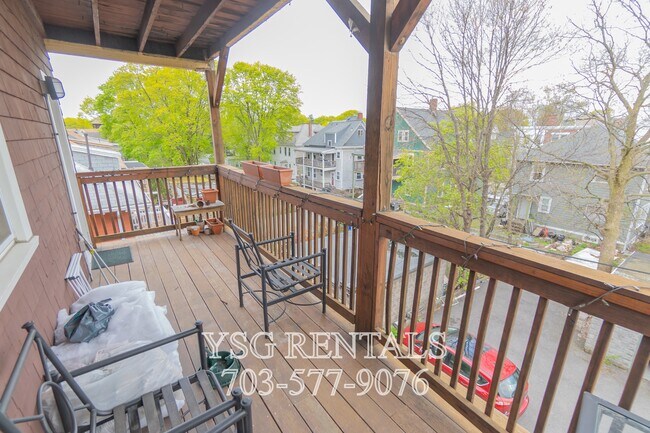 40 Easton St