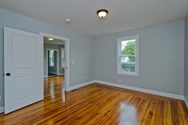 Photo - 104 Moore St Unidad 1st FL