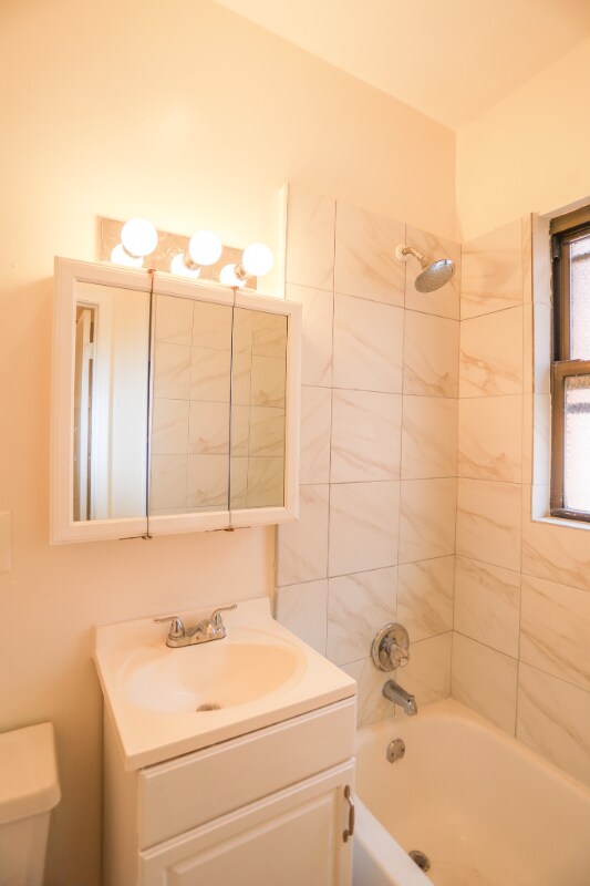 Photo - 2625 N Spaulding Ave Unit 3