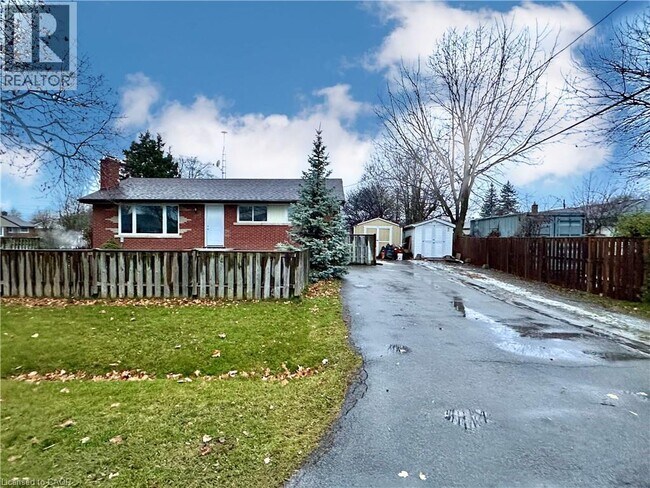 Photo - 10 Glenellen Dr