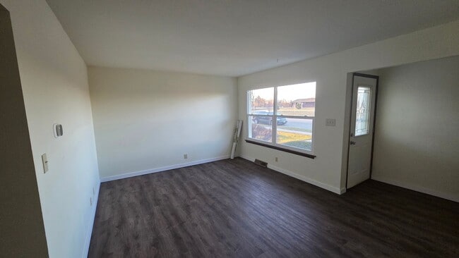 Photo - Spacious Townhome!