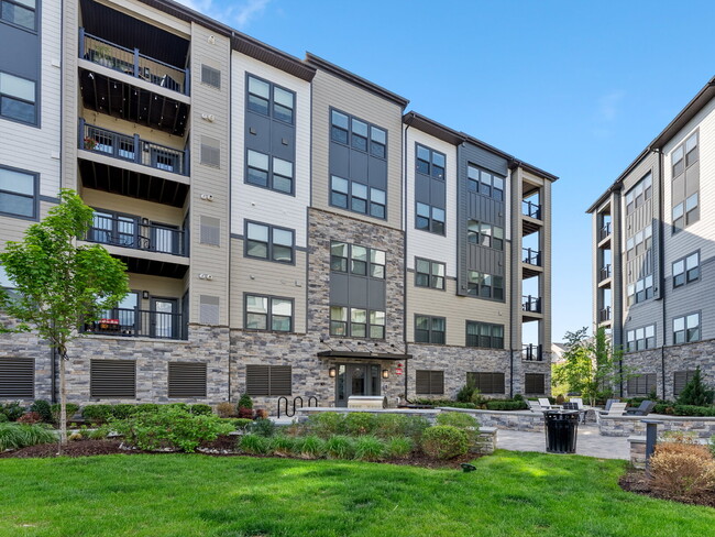 Photo - 12865 Mosaic Pk Wy Apartment Unit V